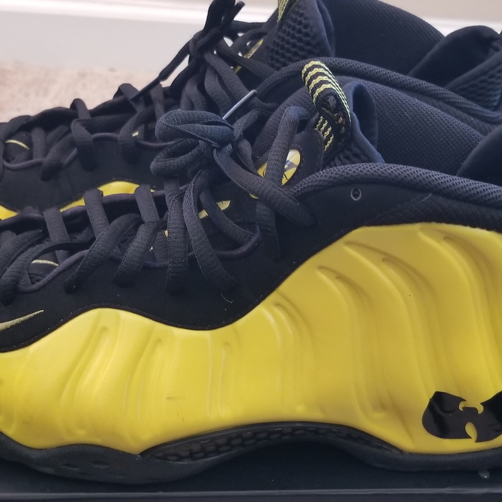 Nike Black and Yellow Foamposite-Style Basketball Sneakers - Picture 4 of 11